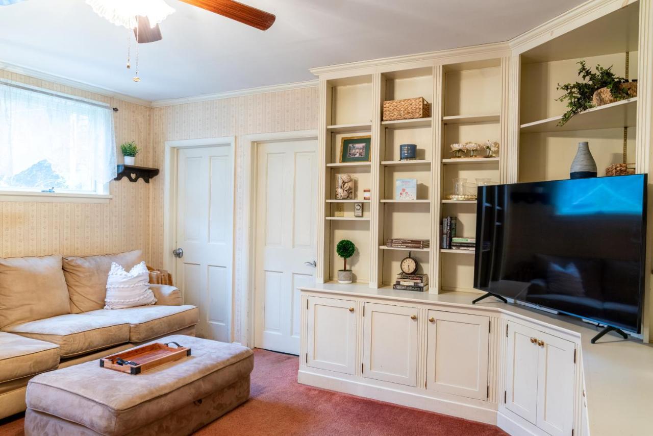 Charming Executive Victorian Mansion W/ Free Parking - Near Bucknell Villa Milton ภายนอก รูปภาพ