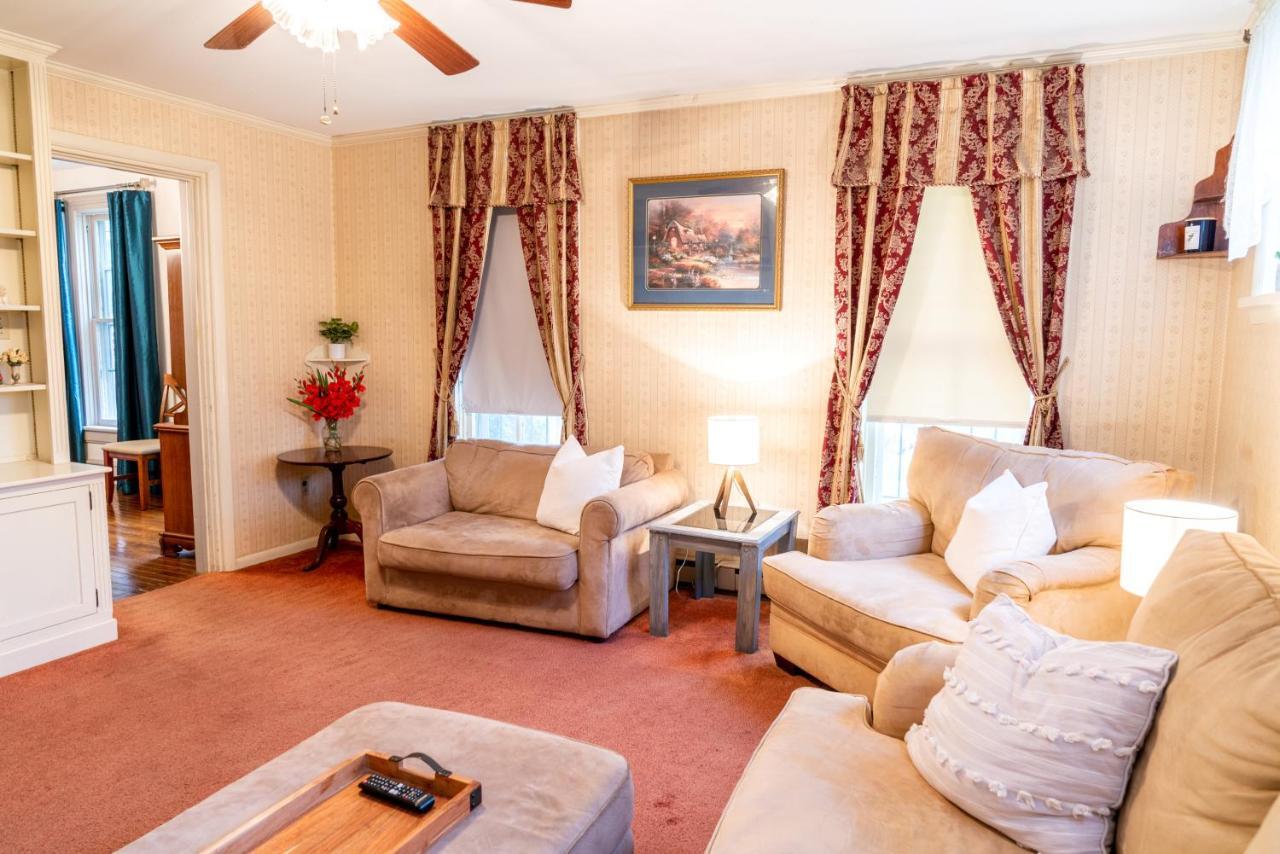 Charming Executive Victorian Mansion W/ Free Parking - Near Bucknell Villa Milton ภายนอก รูปภาพ